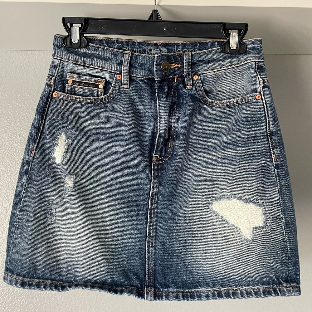 Calvin Klein Jeans denim skirt, size 26